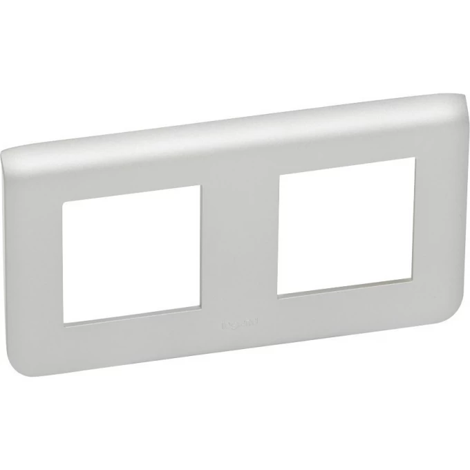 Рамка LEGRAND пластиковая горизонтальная Mosaic 2Х2 модуля Алюминий 079304 Рамка LEGRAND пластиковая горизонтальная Mosaic 2Х2 модуля Алюминий 079304