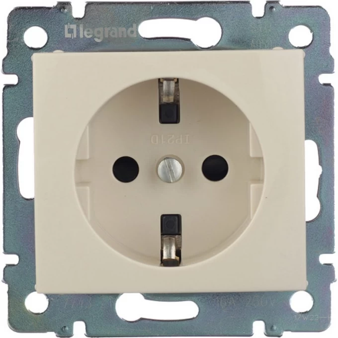 Розетка LEGRAND Valena 16А IP21 2P+E шторки слоновая кость 695613 Розетка LEGRAND Valena 16А IP21 2P+E шторки слоновая кость 695613